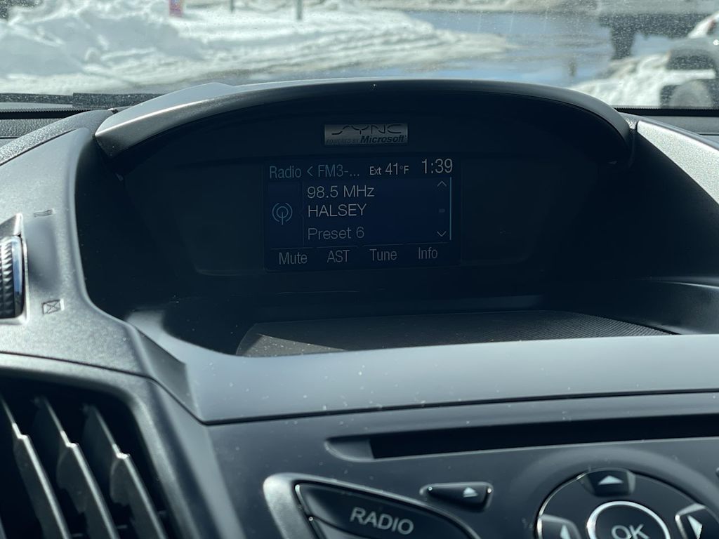 Thumbnail: 2013 Ford Escape - 14
