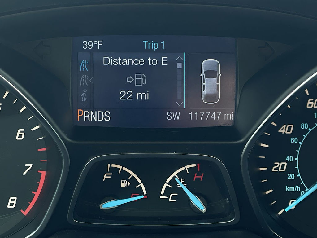 Thumbnail: 2013 Ford Escape - 16