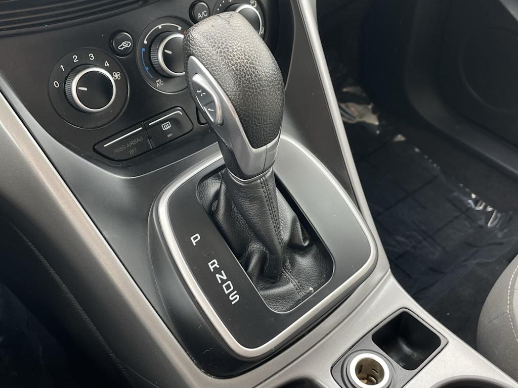 Thumbnail: 2013 Ford Escape - 15