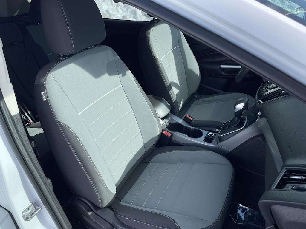 Thumbnail: 2013 Ford Escape - 21