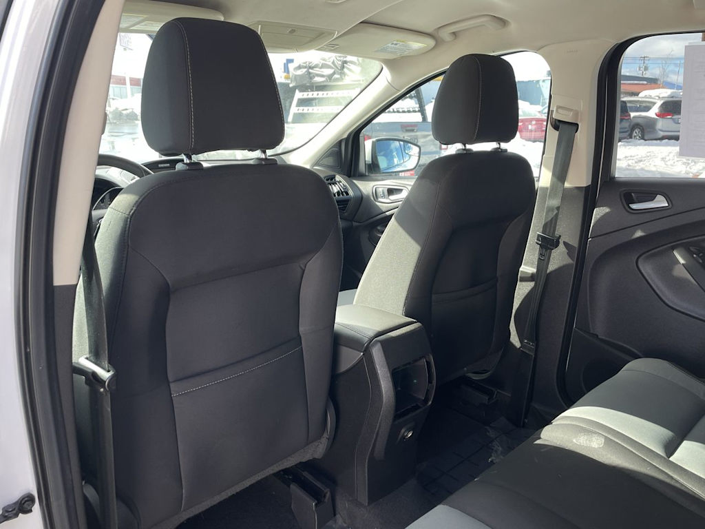 Thumbnail: 2013 Ford Escape - 20