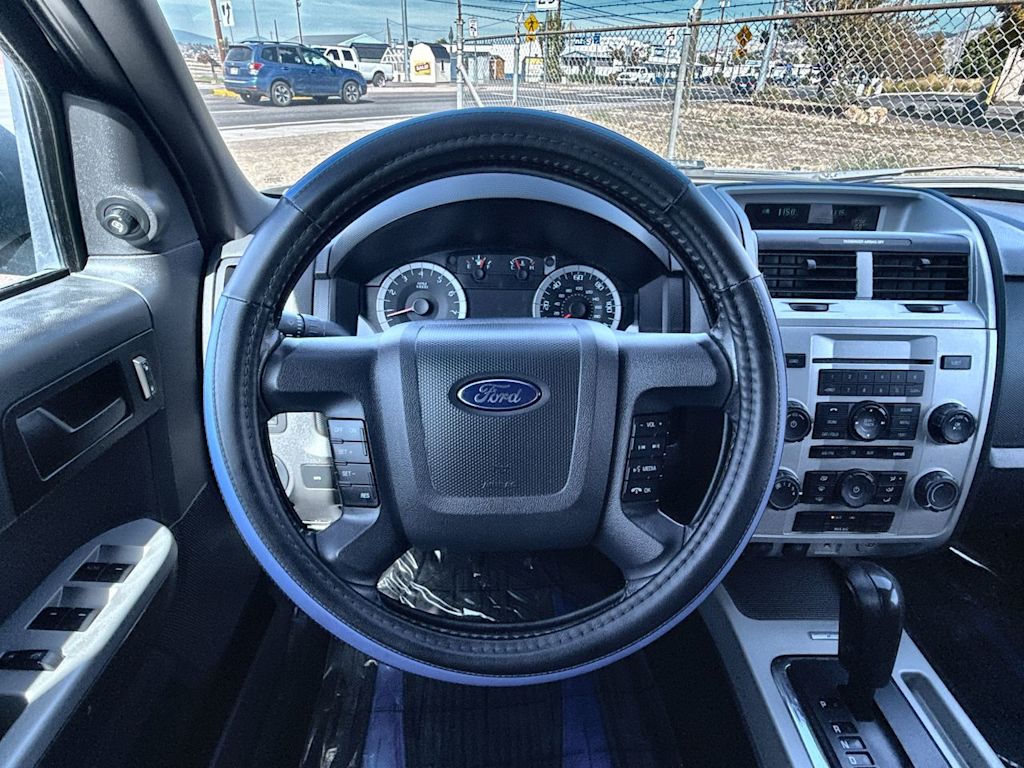 Thumbnail: 2012 Ford Escape - 10