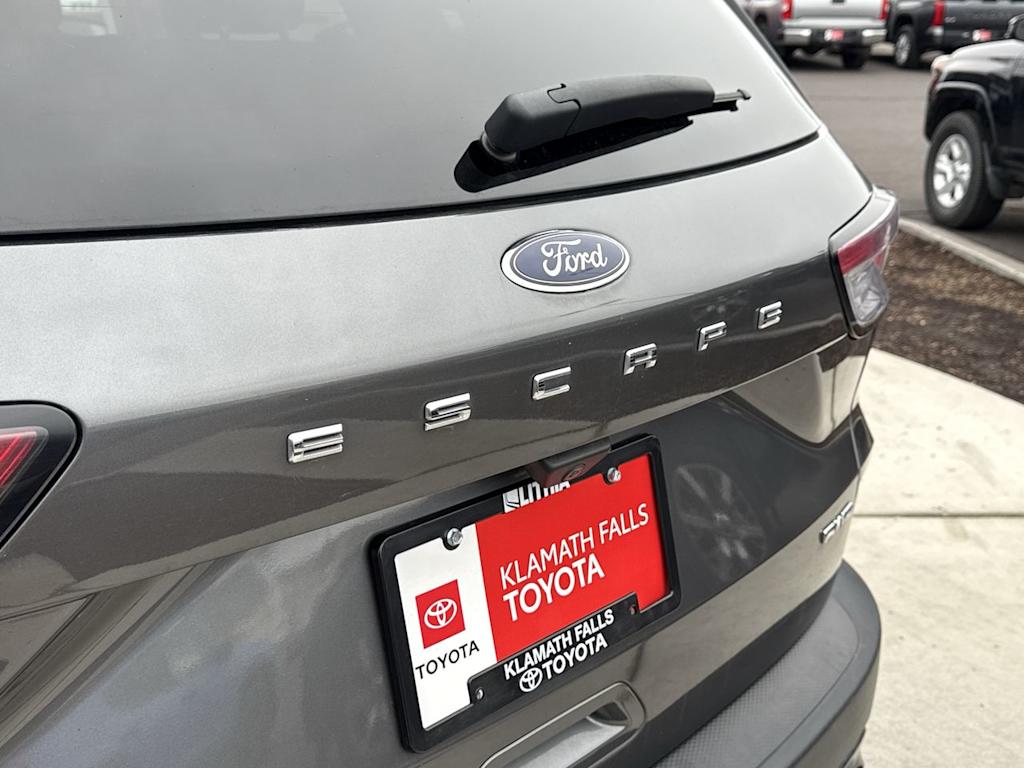 Thumbnail: 2022 Ford Escape - 7