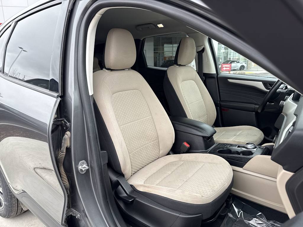 Thumbnail: 2022 Ford Escape - 12