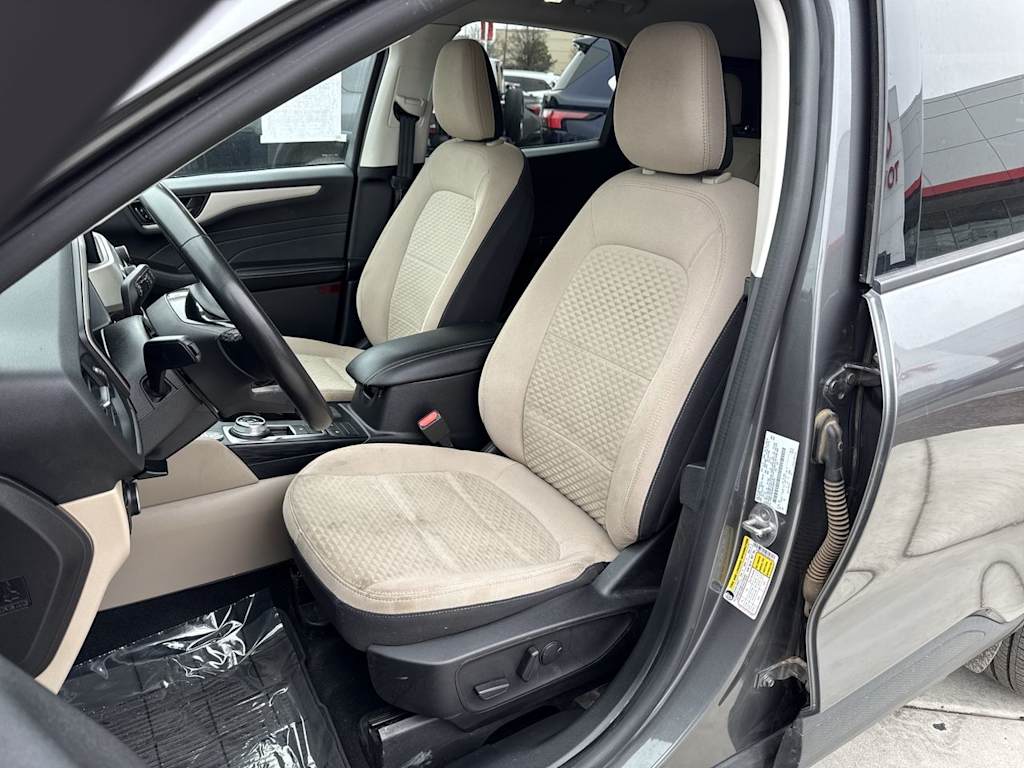 Thumbnail: 2022 Ford Escape - 11