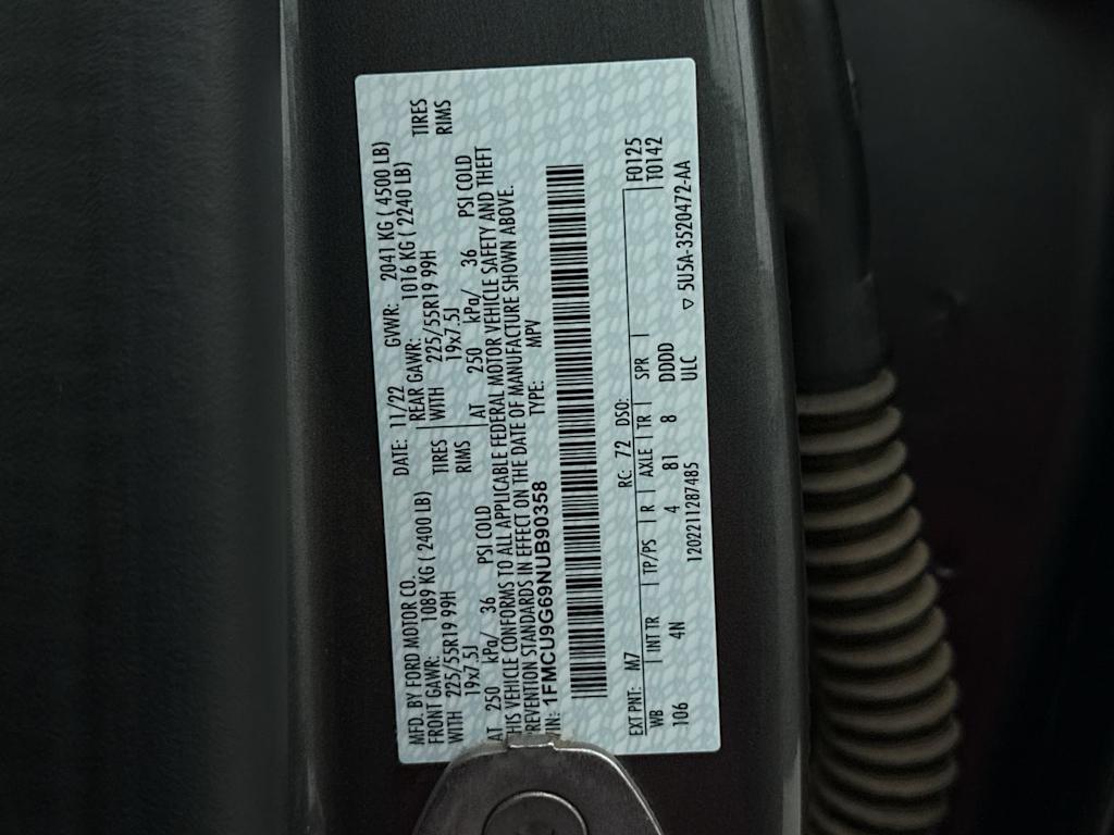 Thumbnail: 2022 Ford Escape - 20