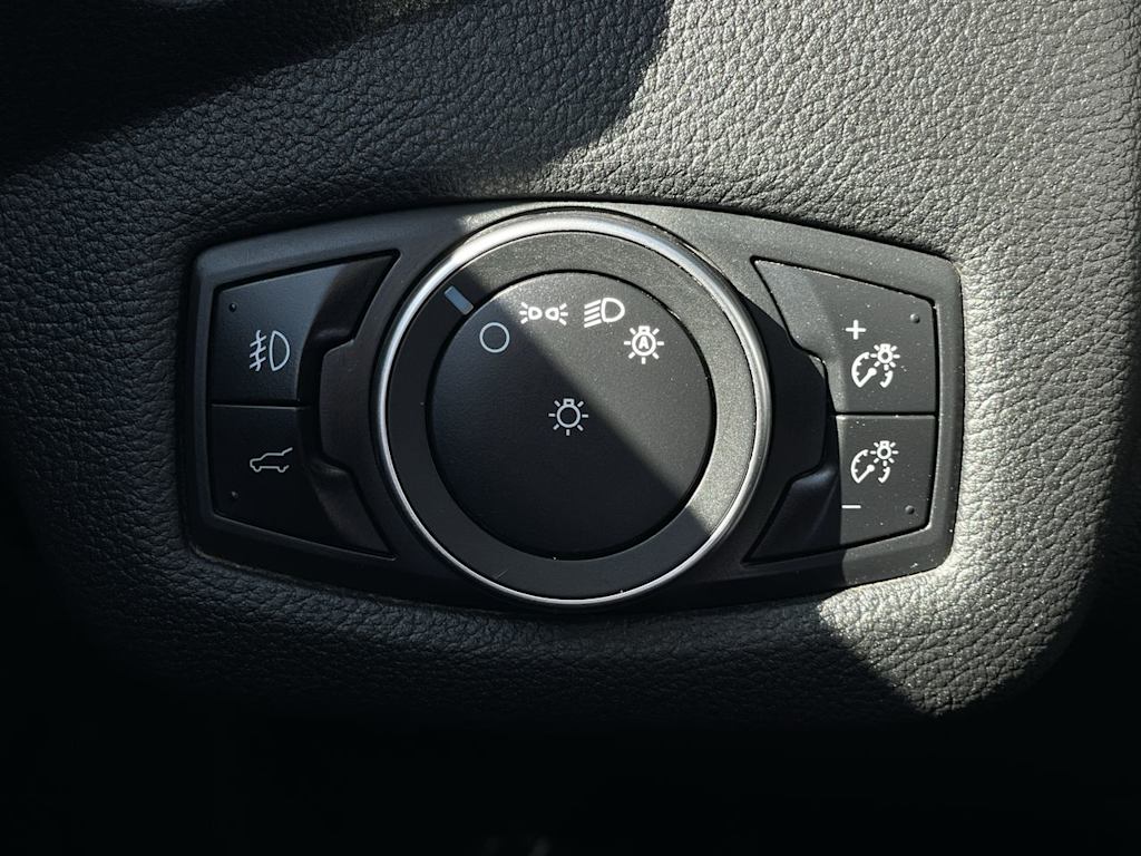 2019 Ford Escape SE 23