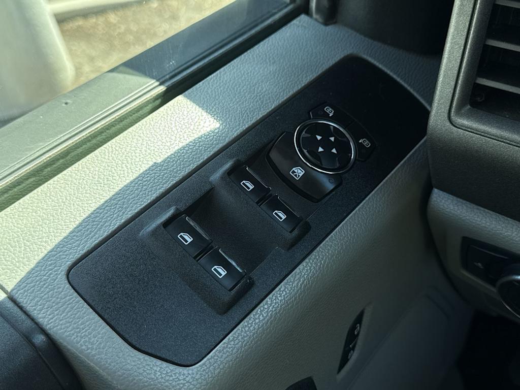 Thumbnail: 2017 Ford F-350 - 24