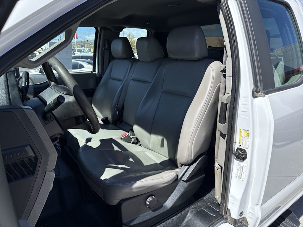 Thumbnail: 2017 Ford F-350 - 11