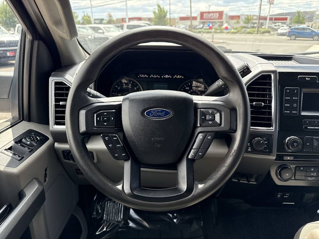 Thumbnail: 2015 Ford F-150 - 10