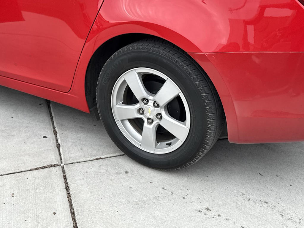 Thumbnail: 2016 Chevrolet Cruze - 8