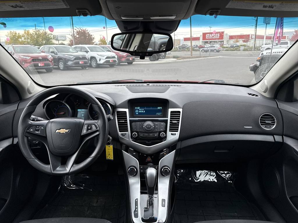 Thumbnail: 2016 Chevrolet Cruze - 2