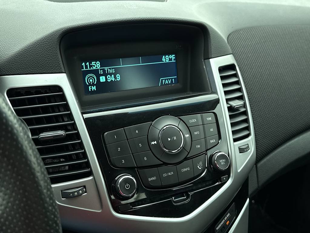 Thumbnail: 2016 Chevrolet Cruze - 14