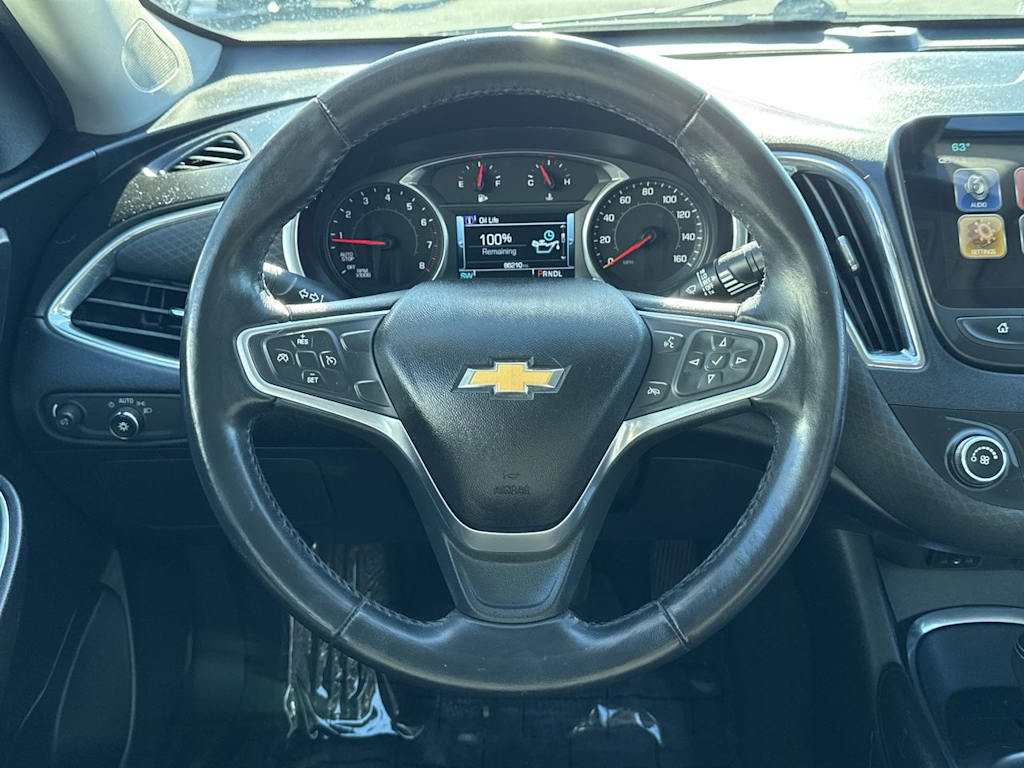 Thumbnail: 2018 Chevrolet Malibu - 9