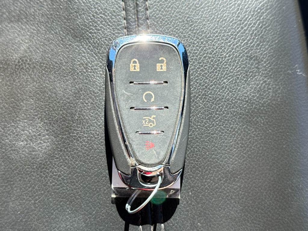 Thumbnail: 2018 Chevrolet Malibu - 17