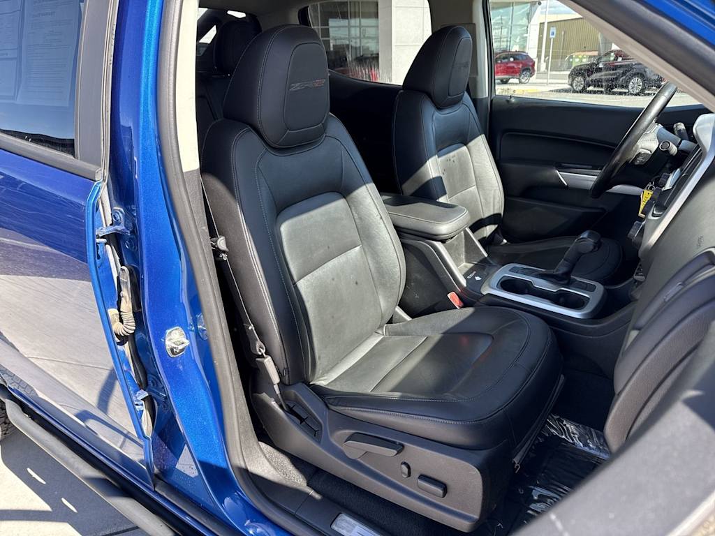 Thumbnail: 2019 Chevrolet Colorado - 12