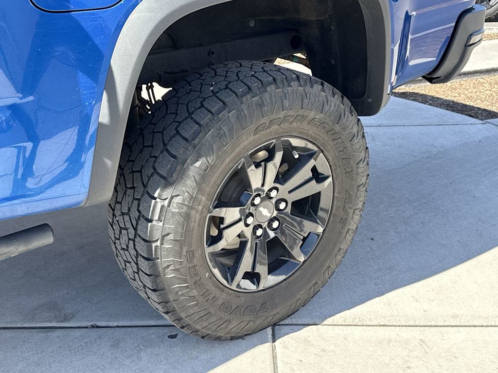 Thumbnail: 2019 Chevrolet Colorado - 8