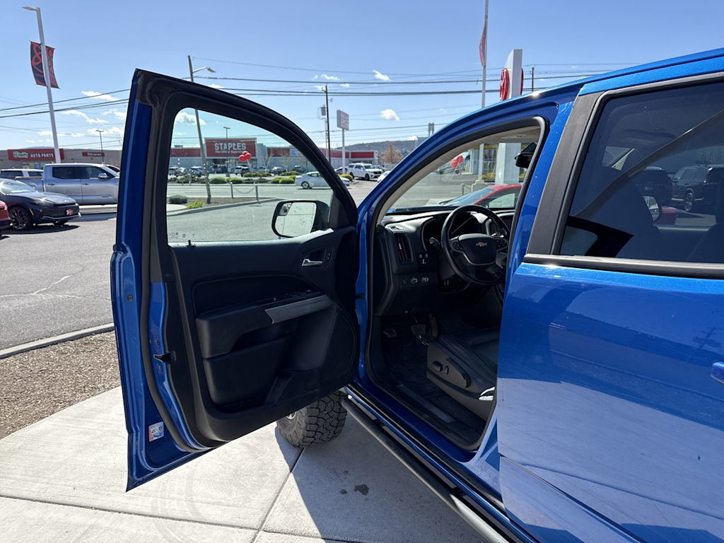 Thumbnail: 2019 Chevrolet Colorado - 19