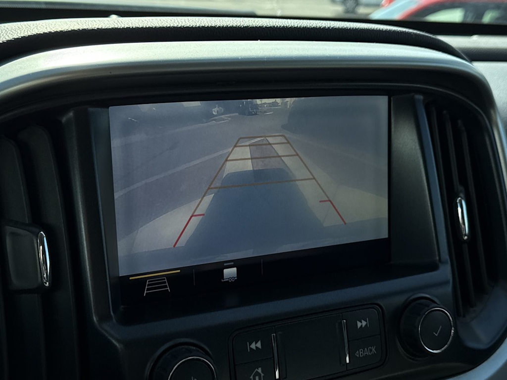 Thumbnail: 2019 Chevrolet Colorado - 21