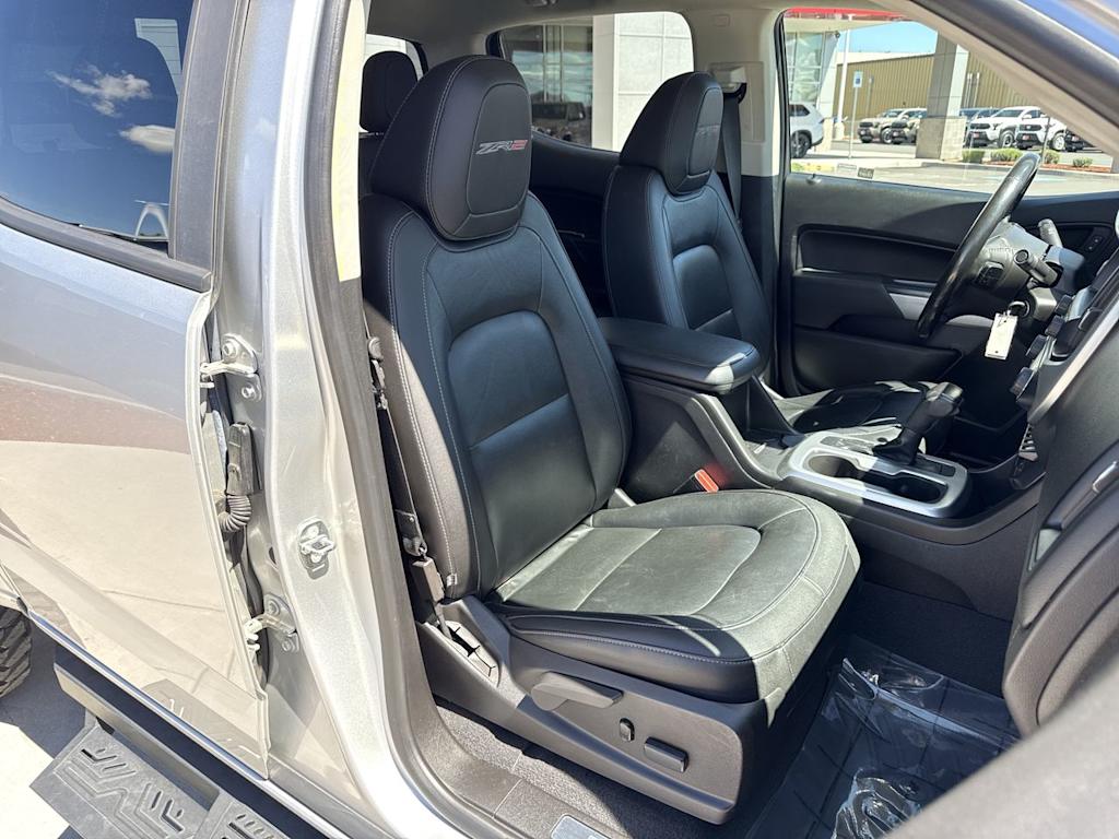 Thumbnail: 2019 Chevrolet Colorado - 12