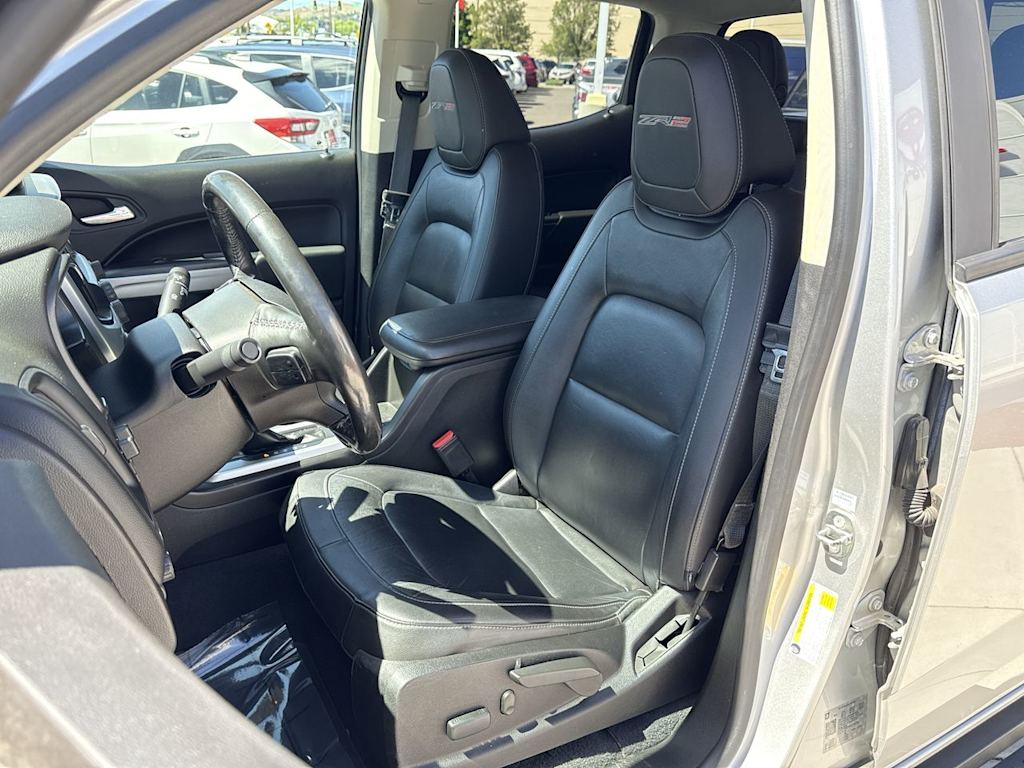 Thumbnail: 2019 Chevrolet Colorado - 11