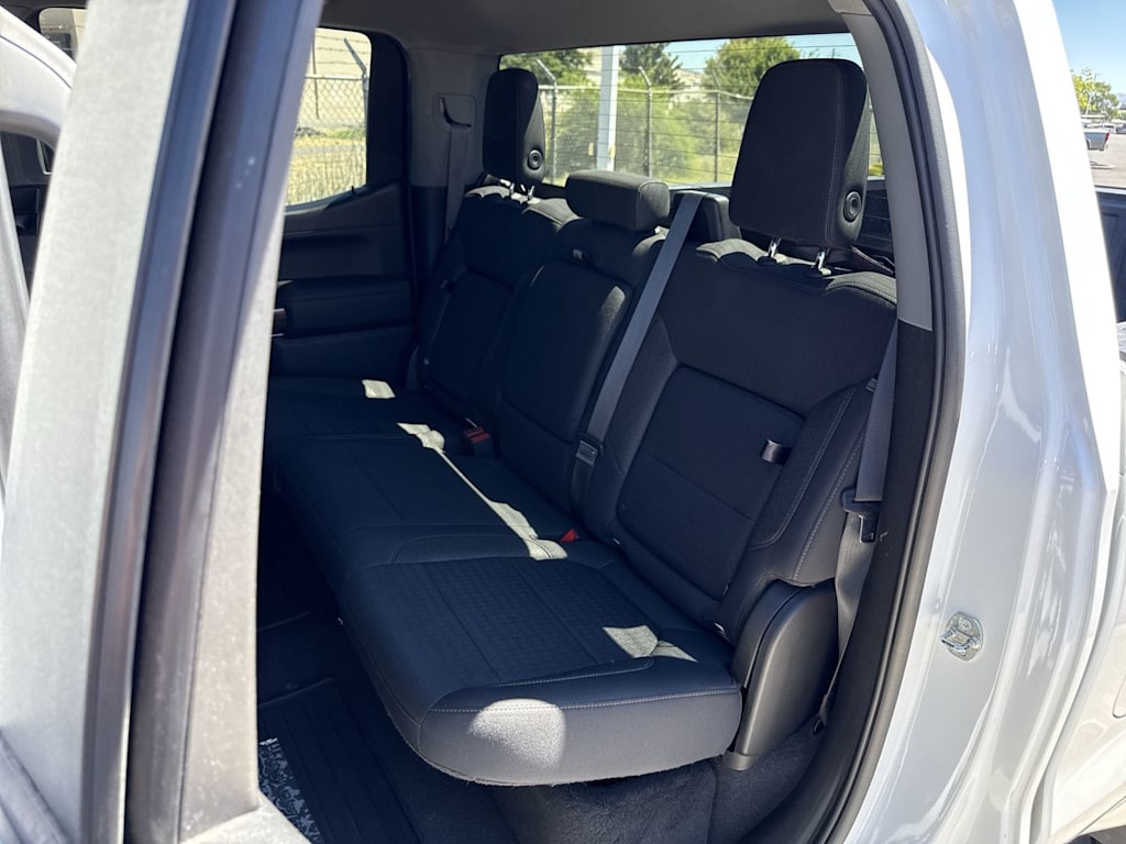Thumbnail: 2021 Chevrolet Silverado 1500 - 11