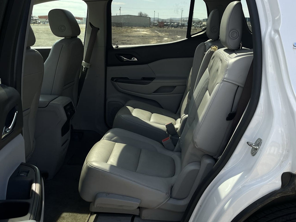 2017 GMC Acadia SLT 8