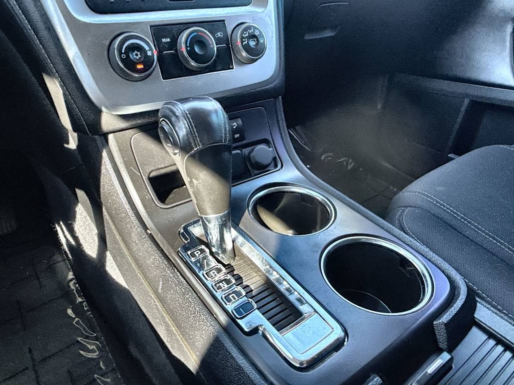 Thumbnail: 2015 GMC Acadia - 23