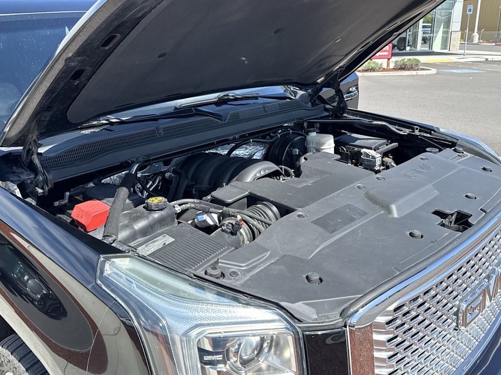 Thumbnail: 2015 GMC Yukon - 9