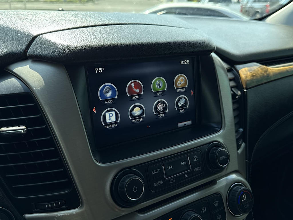 Thumbnail: 2015 GMC Yukon - 15
