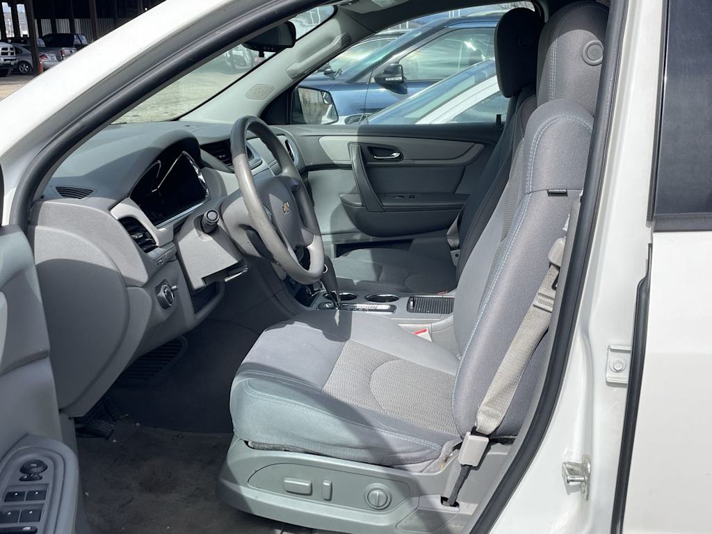 2014 Chevrolet Traverse LS 7