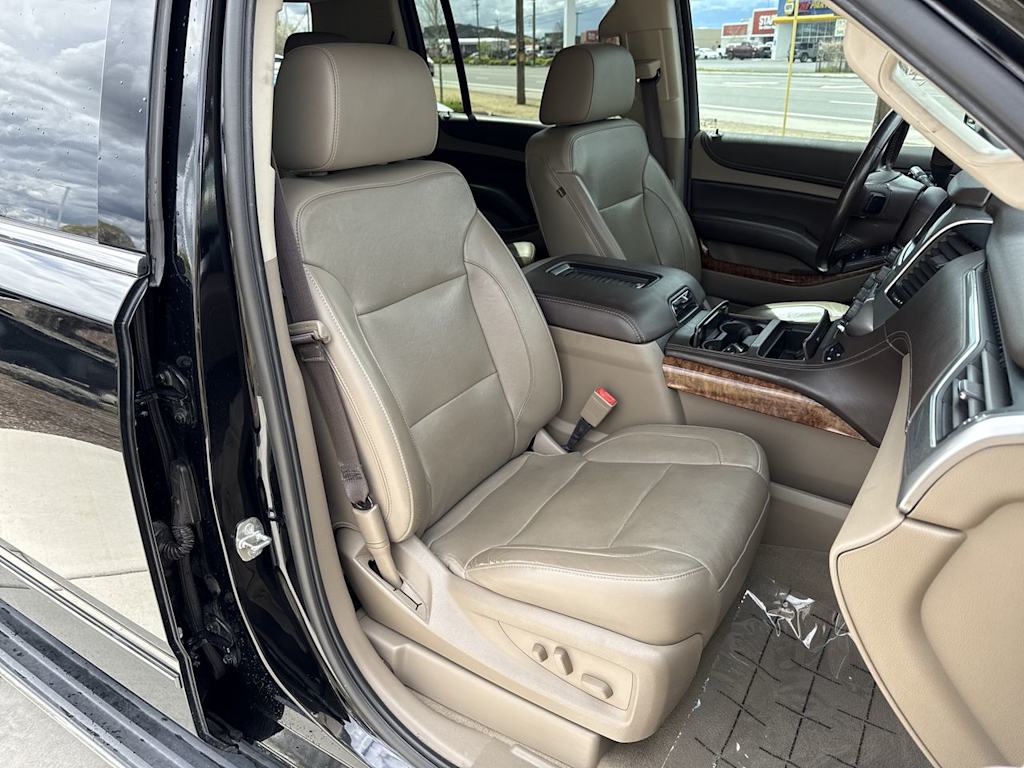 Thumbnail: 2020 Chevrolet Suburban - 12