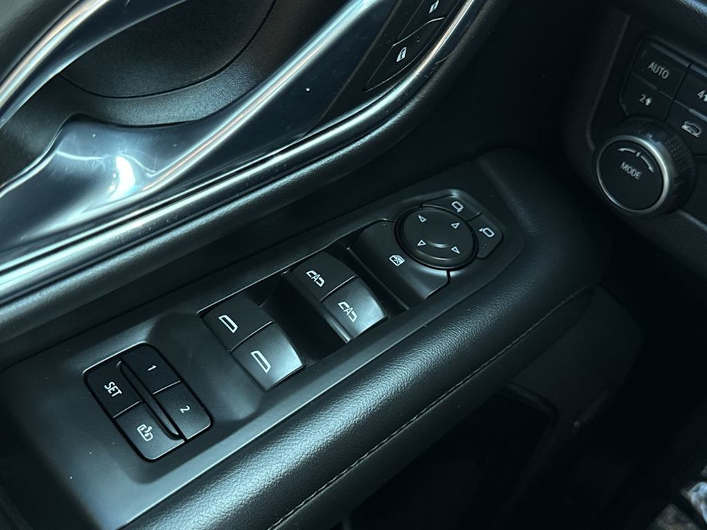 Thumbnail: 2023 Chevrolet Tahoe - 24