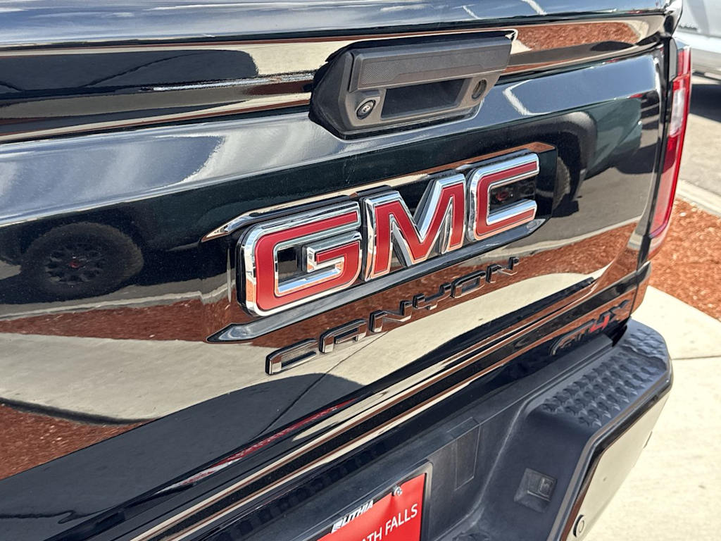 Thumbnail: 2023 GMC Canyon - 6