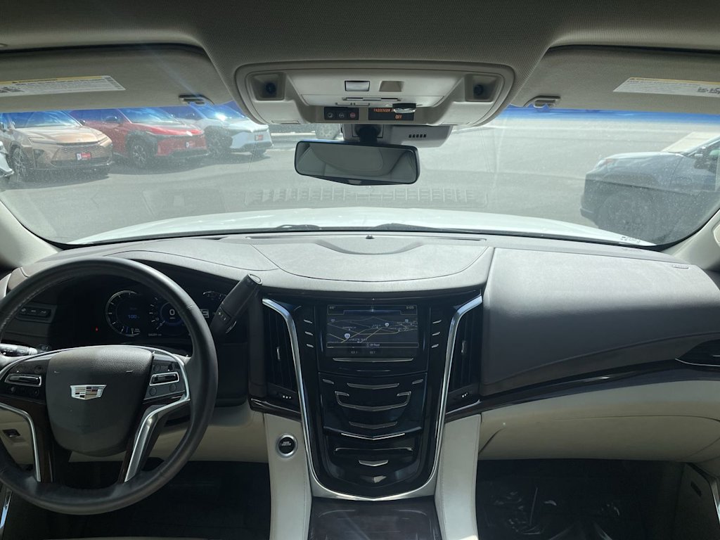 2017 Cadillac Escalade Premium 2