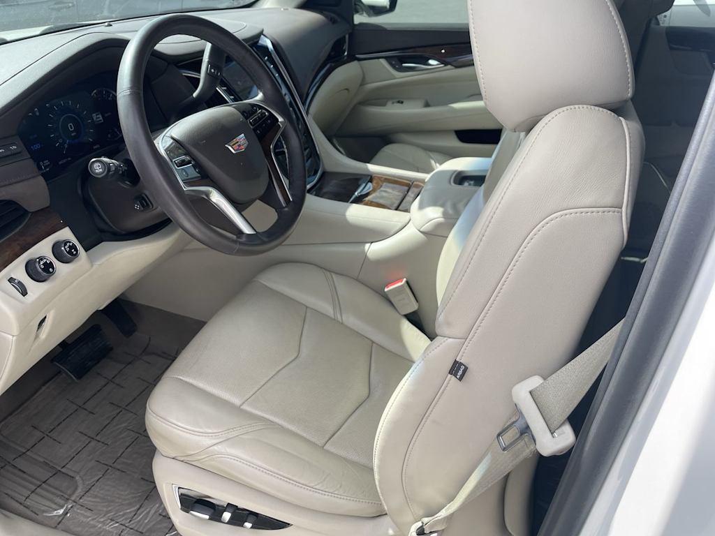 2017 Cadillac Escalade Premium 10