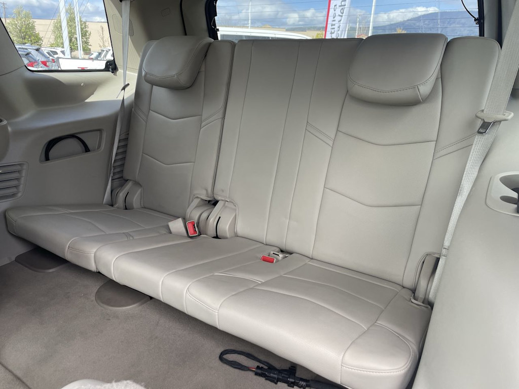 2017 Cadillac Escalade Premium 19