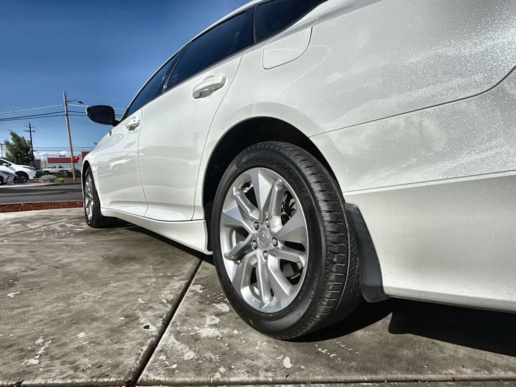 Thumbnail: 2019 Honda Accord - 17