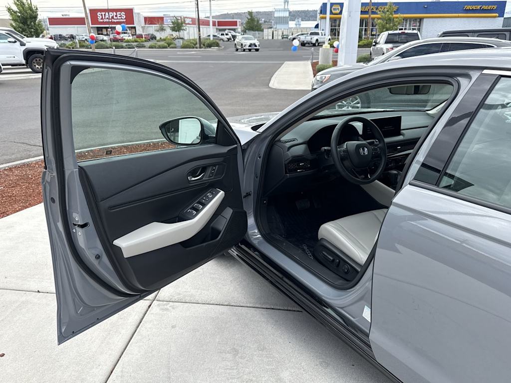 Thumbnail: 2025 Honda Accord - 19