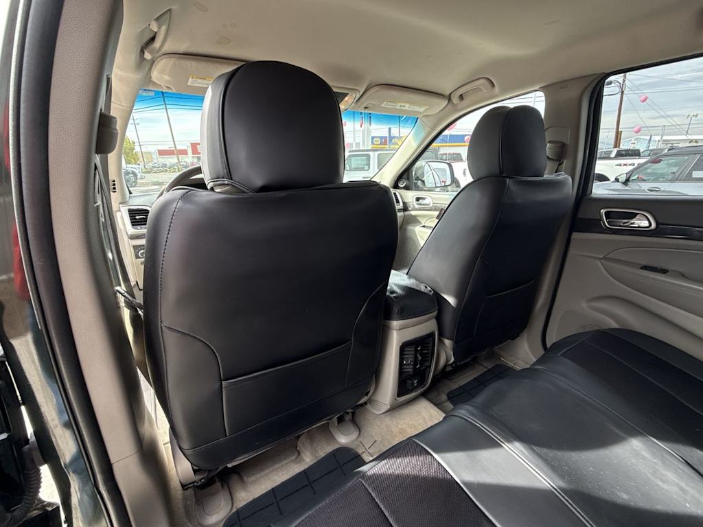 Thumbnail: 2011 Jeep Grand Cherokee - 21