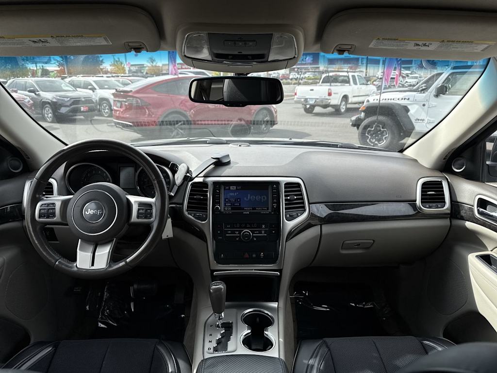 Thumbnail: 2011 Jeep Grand Cherokee - 9