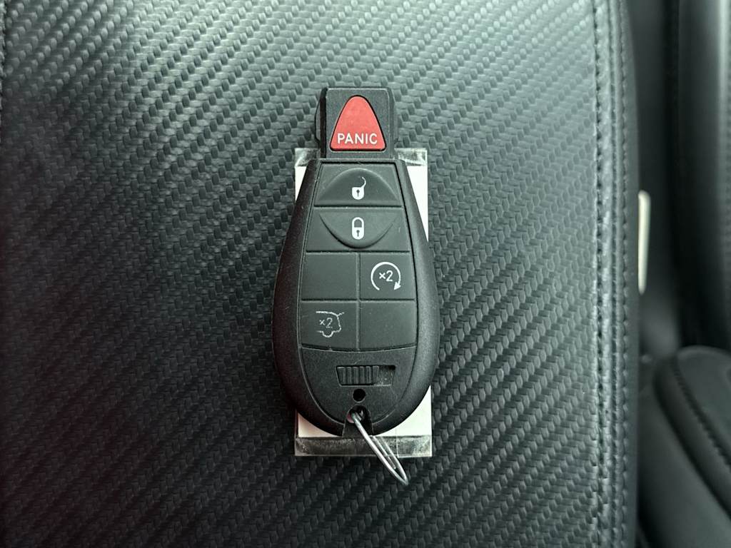 Thumbnail: 2011 Jeep Grand Cherokee - 18