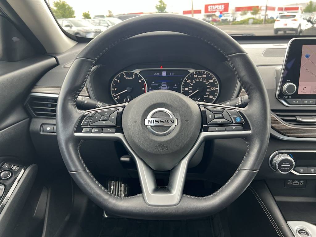 Thumbnail: 2021 Nissan Altima - 9