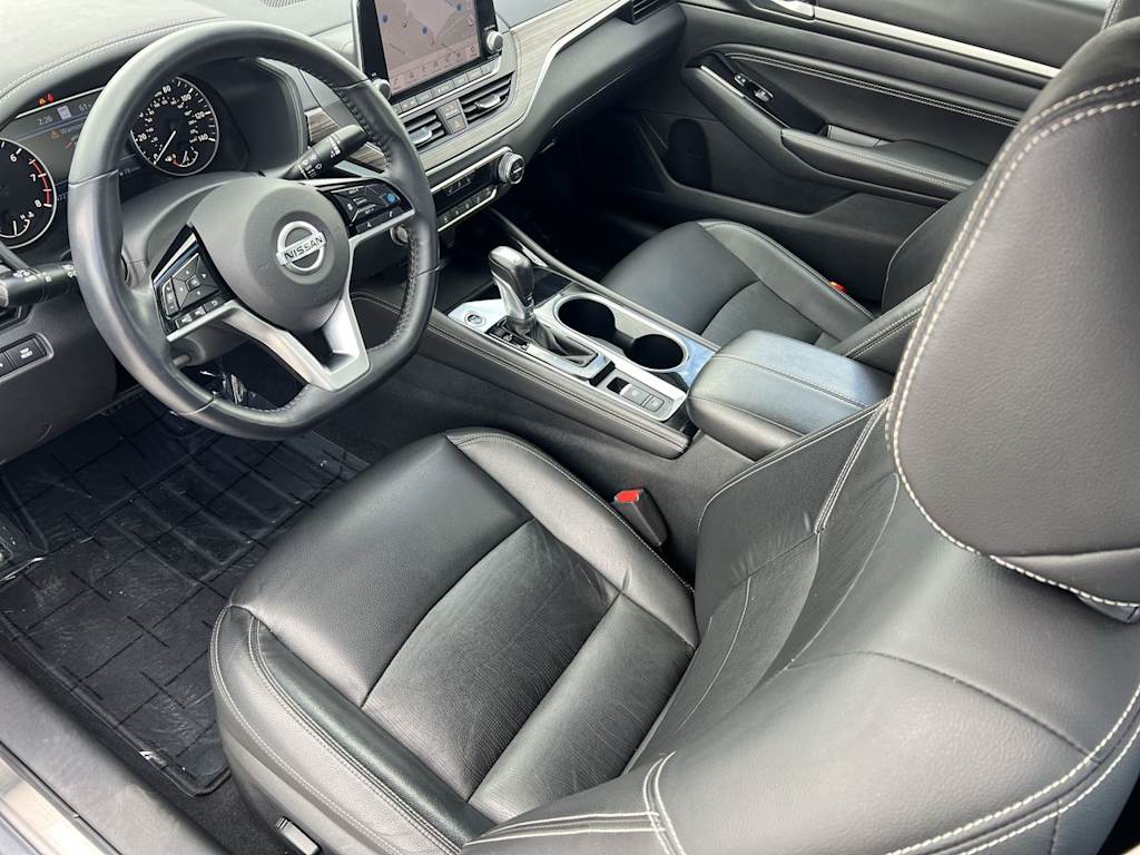 Thumbnail: 2021 Nissan Altima - 10