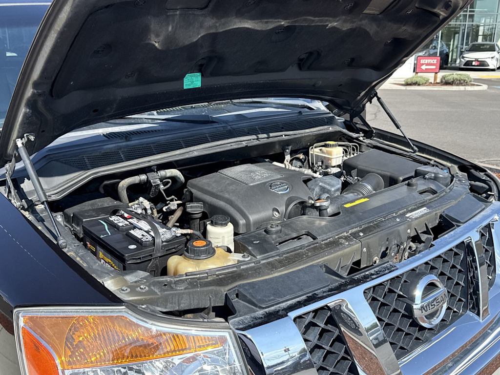 Thumbnail: 2013 Nissan Titan - 9