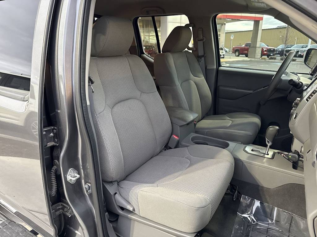 Thumbnail: 2021 Nissan Frontier - 12