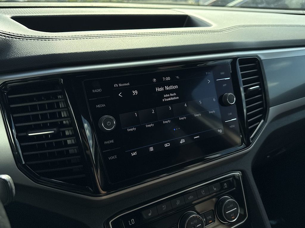 Thumbnail: 2020 Volkswagen Atlas - 14