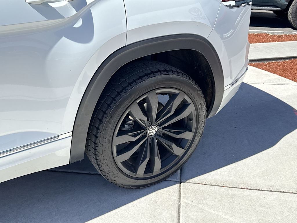 Thumbnail: 2021 Volkswagen Atlas - 8