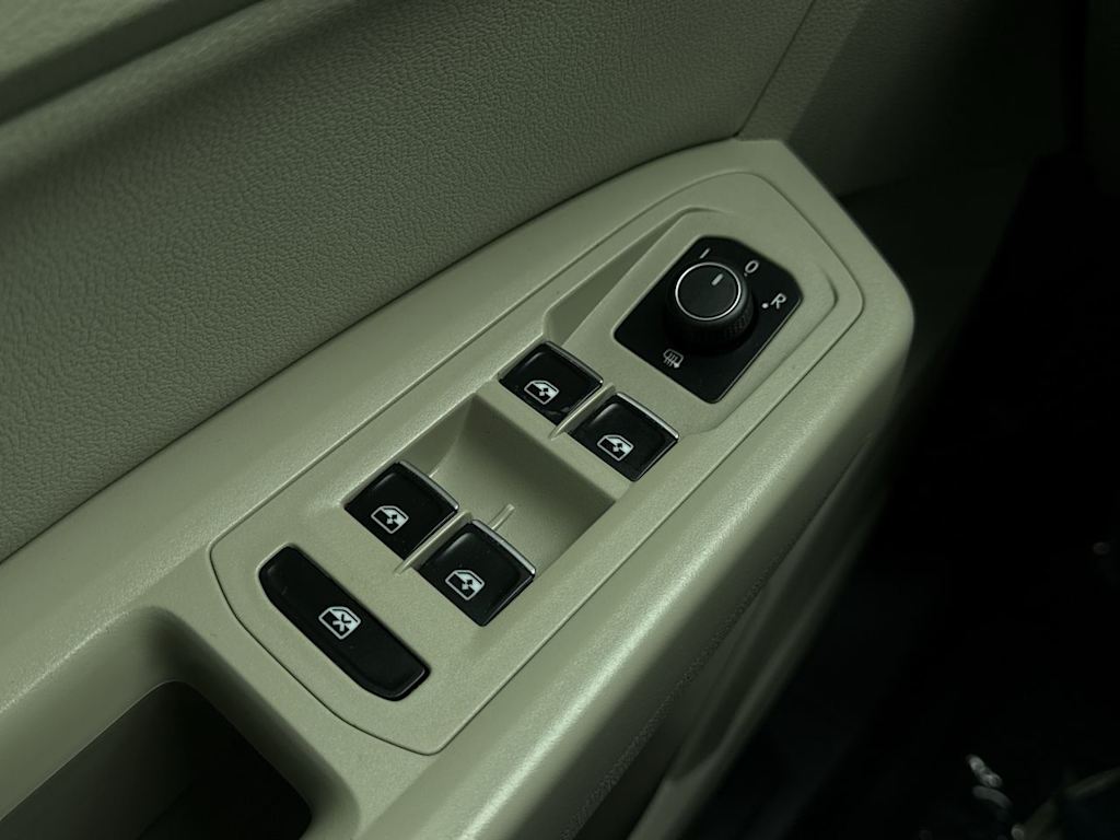 Thumbnail: 2019 Volkswagen Atlas - 25
