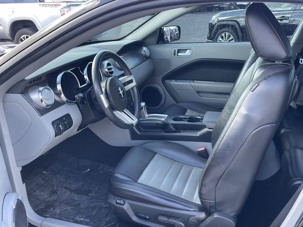 2007 Ford Mustang GT 10